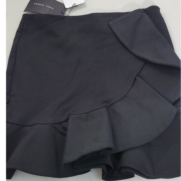 Zara Skirt Womens X-Small Black Mini with Ruffle Gothic Office Biker Rocker NWT - Picture 3 of 7
